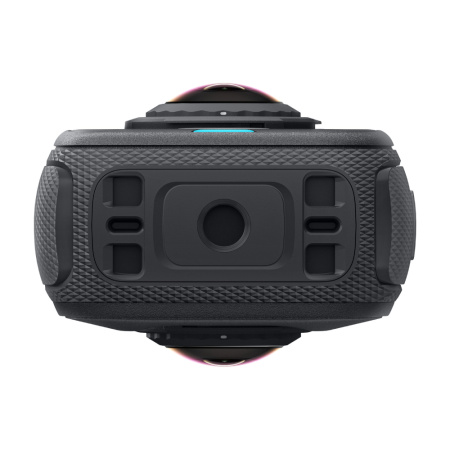 Insta360 X4 Air Starter Bundle